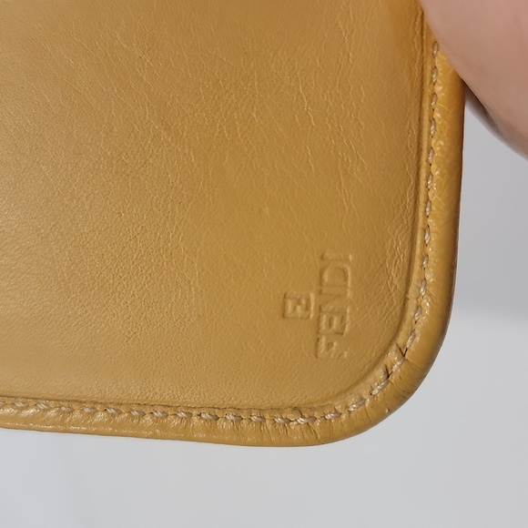 Authentic Fendi small compact wallet - Picture 9 of 12